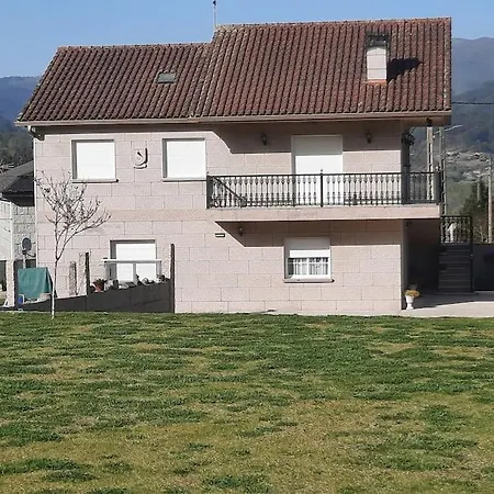 Fogar Dos Petellos, Mondariz. Tatil Evi Mondariz